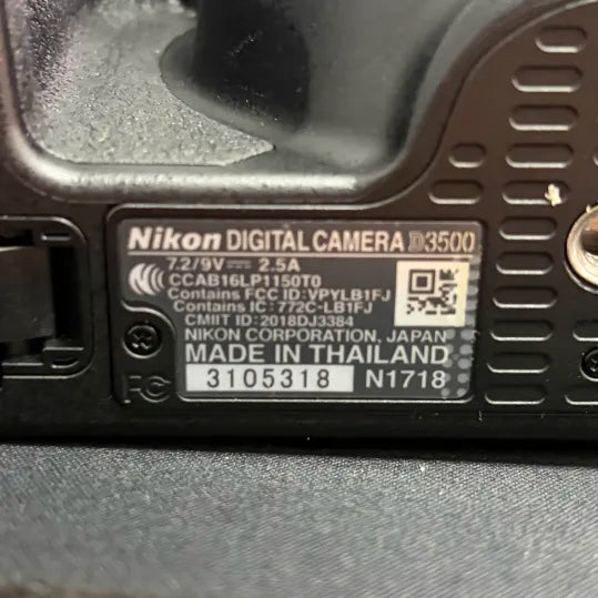 Nikon D3500 24.2MP Digital SLR DSLR Camera Unknown Shutter Count